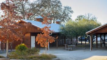 CEM quarantine barn area